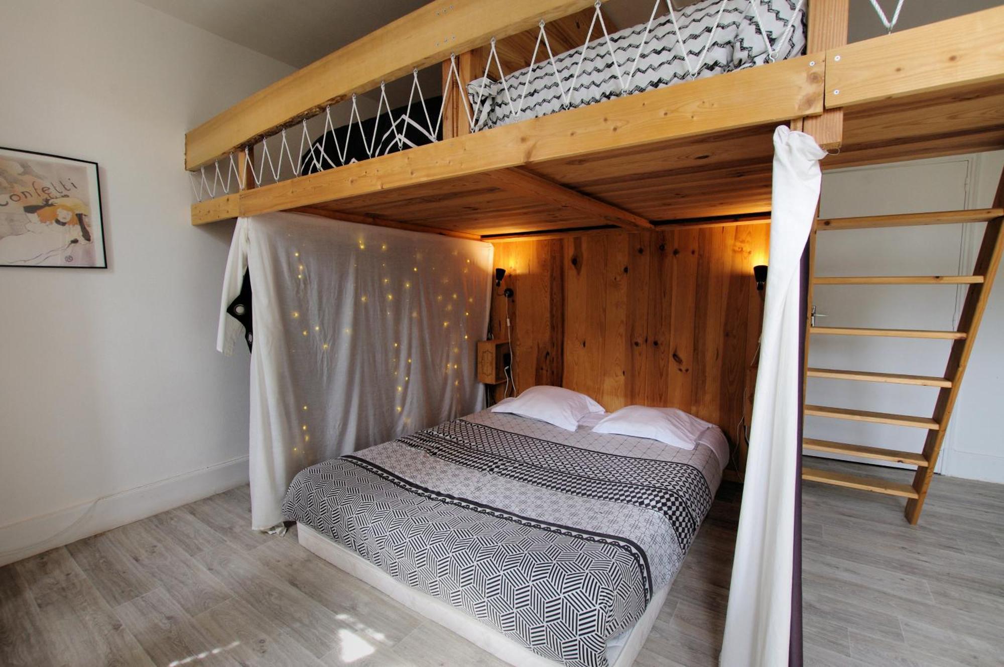 Hostel Les Cordees Liees Альбі Екстер'єр фото